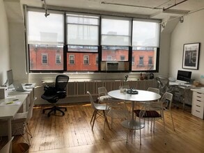 61 Greenpoint Ave, Brooklyn, NY for lease Interior Photo- Image 2 of 2