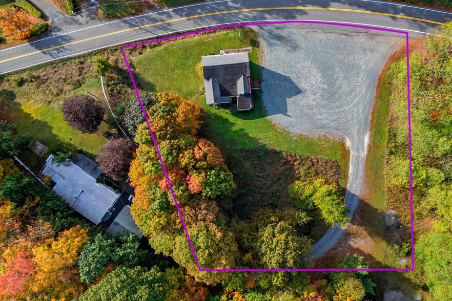 205 Snyders Corner Rd, Wynantskill, NY for sale - Building Photo - Image 3 of 16