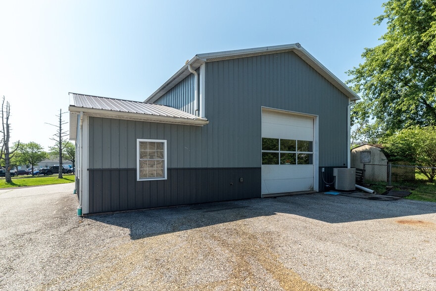 386 Whartnaby Ave, Pottstown, PA for sale - Building Photo - Image 2 of 6