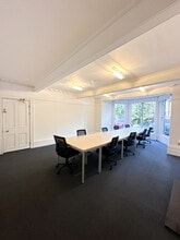 6 Lower Teddington Rd, Kingston Upon Thames for lease Interior Photo- Image 2 of 4
