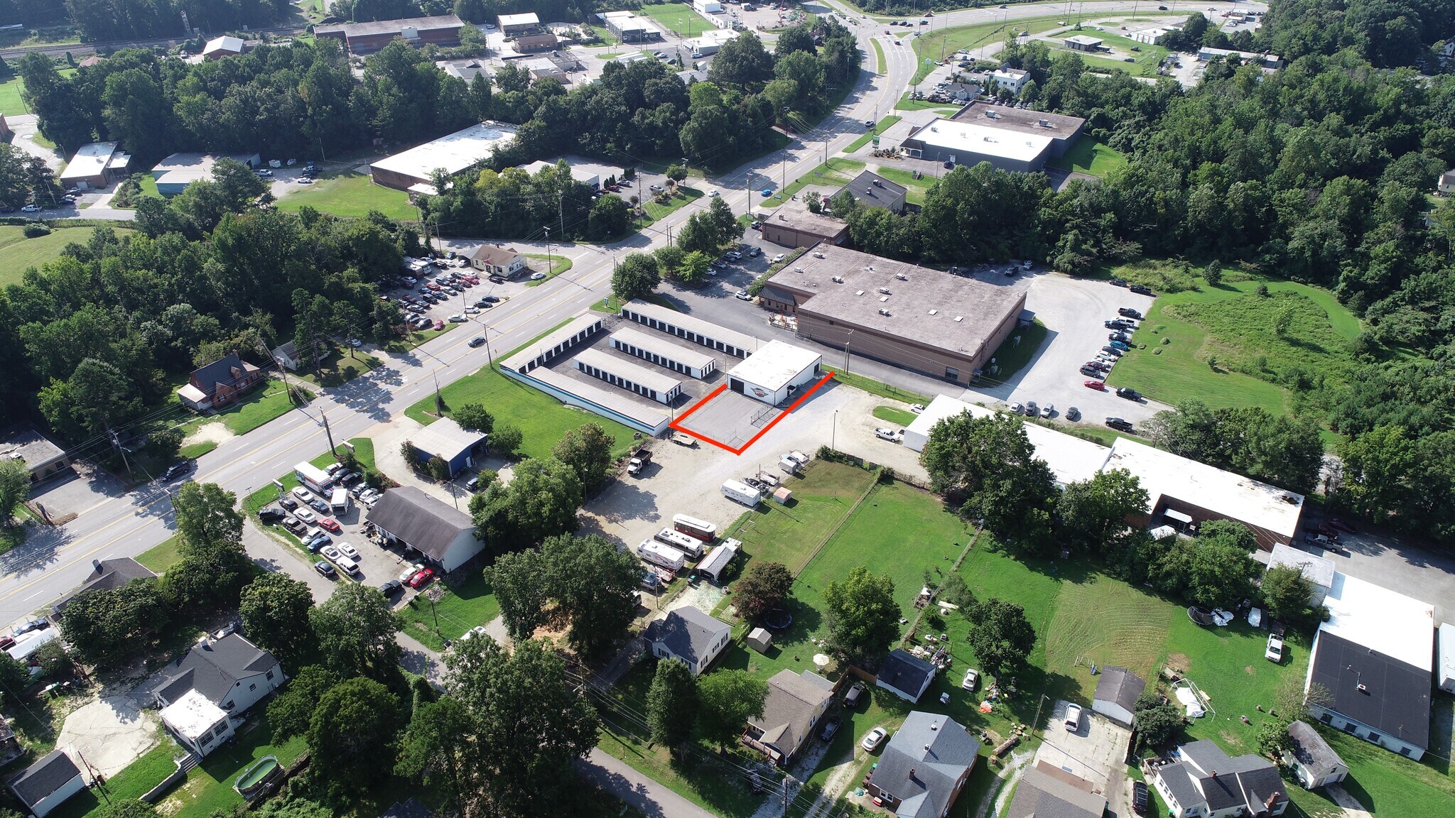 605 Stone Pl, High Point, NC for lease Building Photo- Image 1 of 6