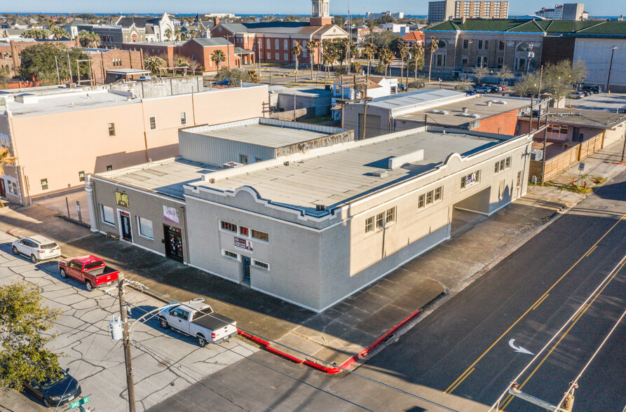 2327 Winnie St, Galveston, TX for sale - Building Photo - Image 1 of 1