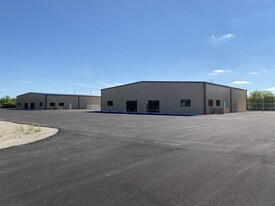 4303 A Maple Street - Warehouse