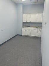 1144 Lake St, Oak Park, IL for lease Interior Photo- Image 2 of 3