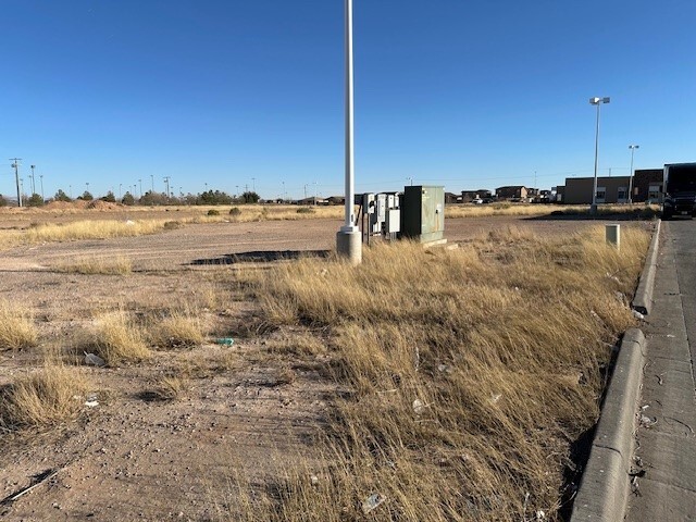 11420 Gateway Blvd N, El Paso, TX for sale - Building Photo - Image 2 of 3