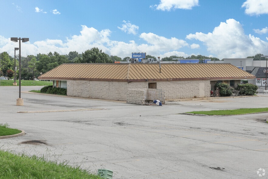 8104 E 68th St, Tulsa, OK for lease - Building Photo - Image 3 of 5