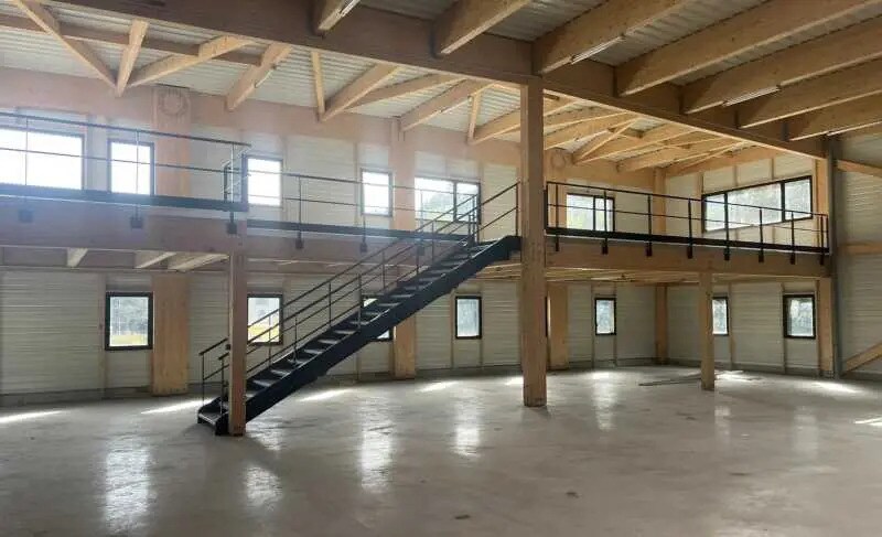 Flex in Tarare for lease - Building Photo - Image 3 of 14