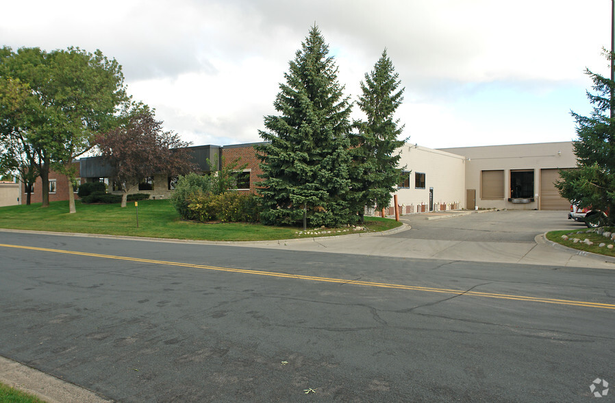 1243 Eagan Industrial Rd, Eagan, MN for sale - Primary Photo - Image 1 of 1