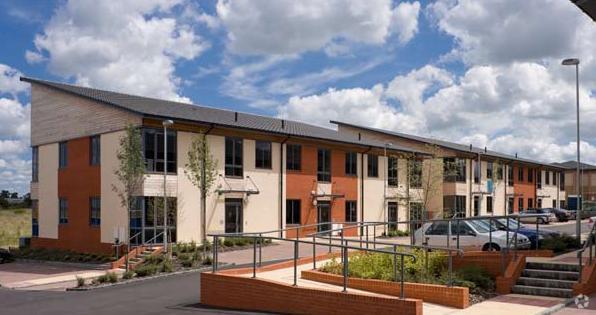 27 High View Clos, Leicester for sale Primary Photo- Image 1 of 1