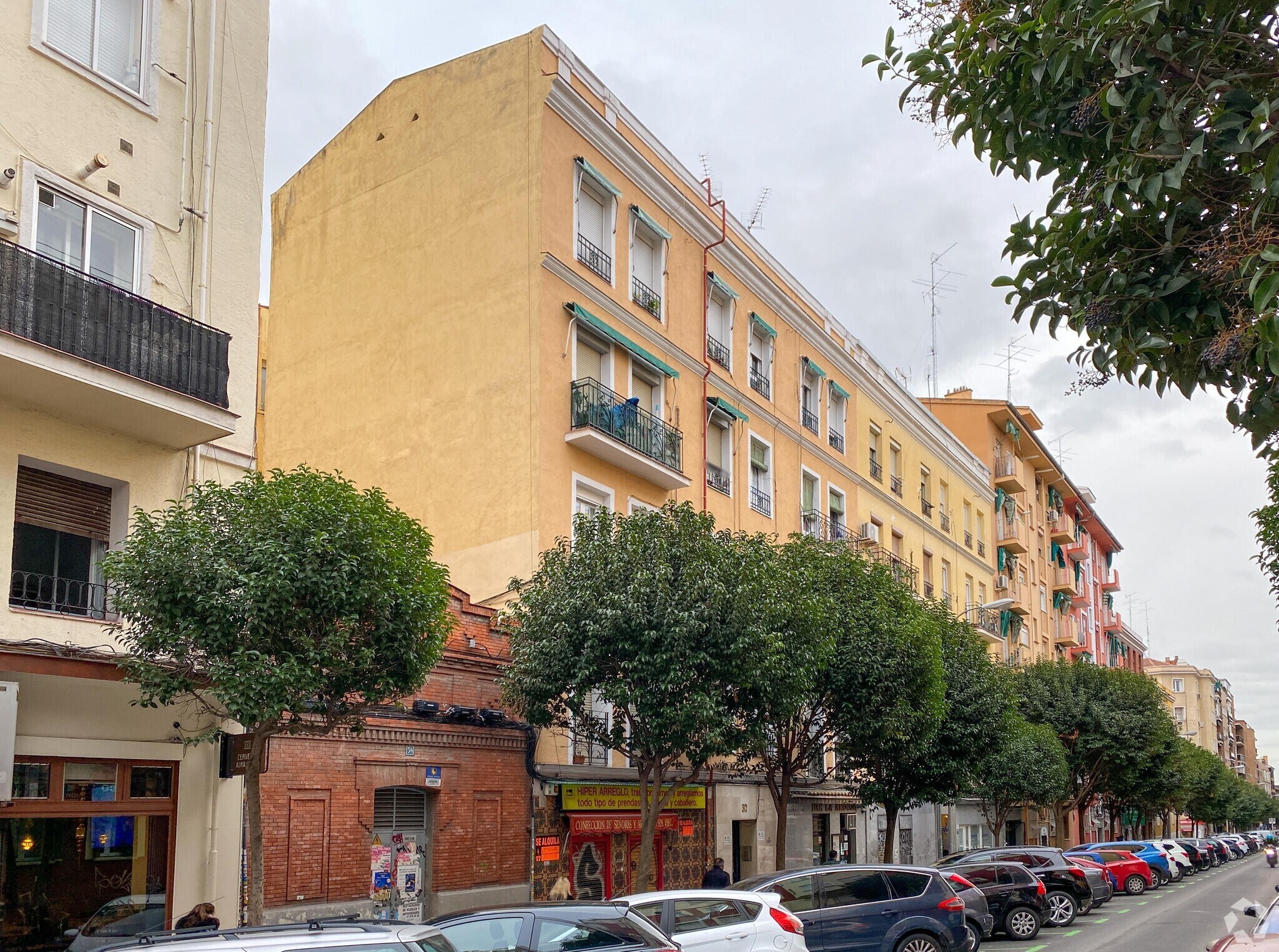 Calle Abtao, 32, Madrid, Madrid for sale Primary Photo- Image 1 of 1