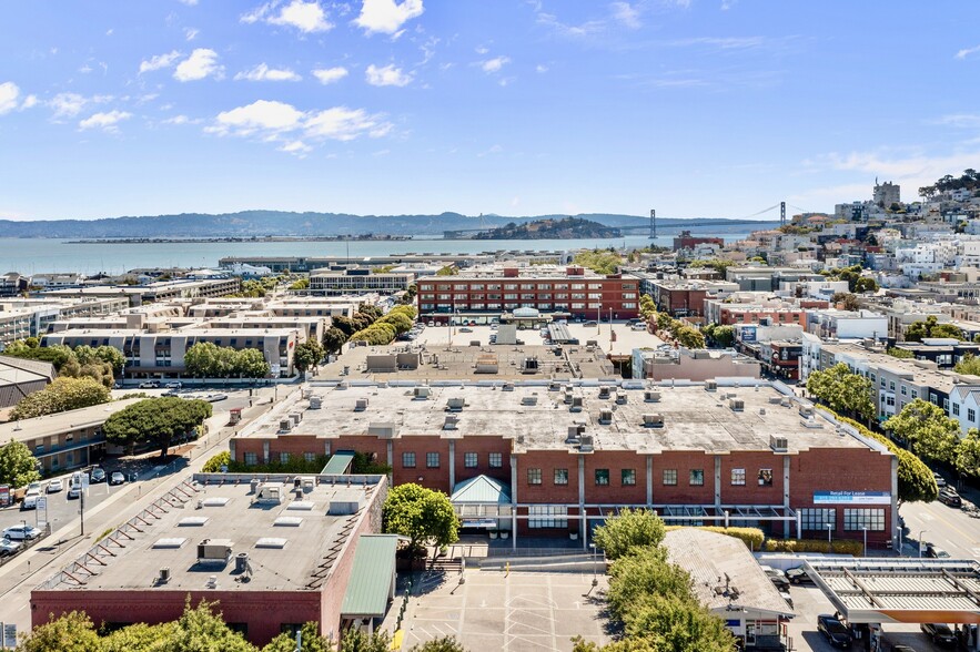 2552 Taylor St, San Francisco, CA 94133 - North Point Plaza Taylor ...