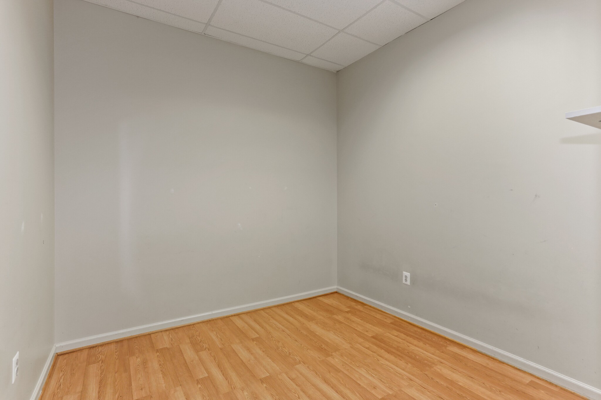 4229 Lafayette Center Dr, Chantilly, VA for lease Interior Photo- Image 1 of 2