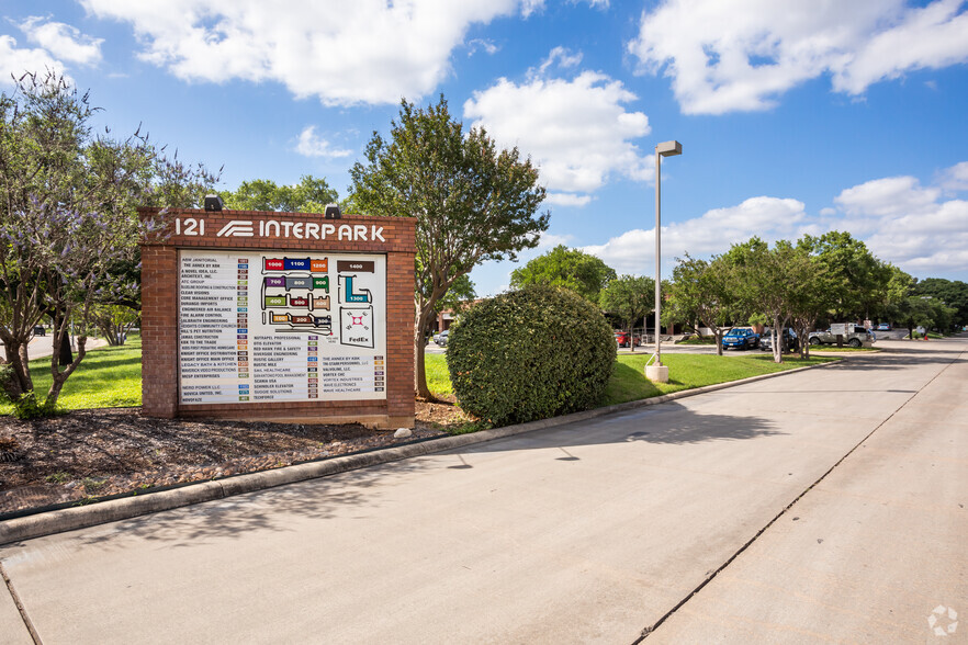 121 Interpark Blvd, San Antonio, TX for lease - Building Photo - Image 3 of 11