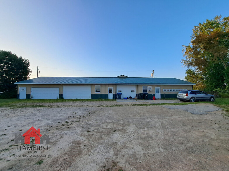 W7486 WI-54 Hwy, Shiocton, WI for lease - Primary Photo - Image 1 of 4