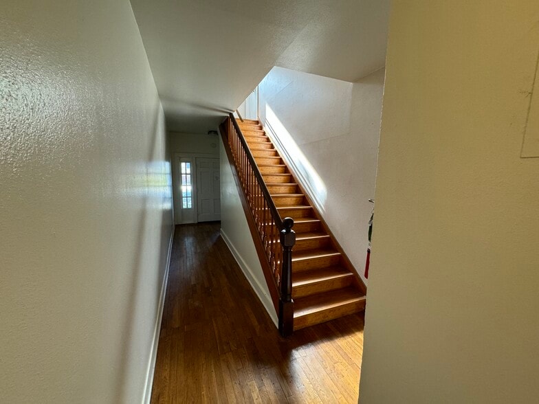 3762 W 7th St, Fort Worth, TX for sale - Building Photo - Image 2 of 13