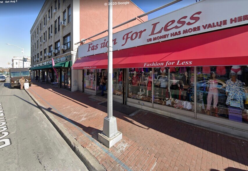 1048 Beach 20Th St, Far Rockaway, NY for sale - Building Photo - Image 1 of 1