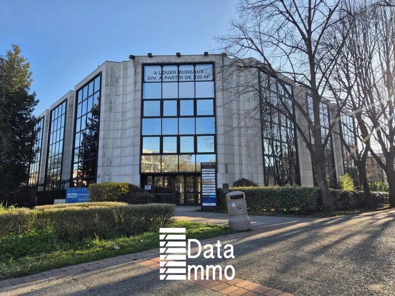 7 Mail Barthelemy Thimonnier, Lognes for lease - Building Photo - Image 3 of 16