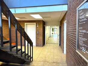 5250 Far Hills Ave, Kettering, OH for lease Interior Photo- Image 2 of 8