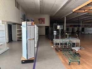 2801-2853 Central Dr, Bedford, TX for lease Interior Photo- Image 2 of 5