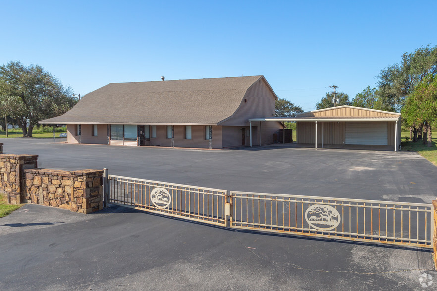 746 W Interstate Dr, Goldsby, OK for sale - Primary Photo - Image 1 of 1