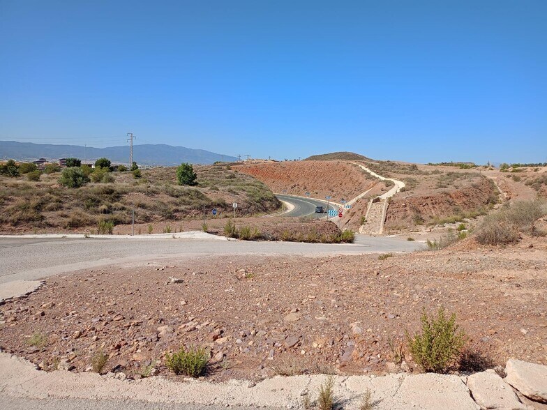 Industrial in Murcia for lease - Building Photo - Image 1 of 8