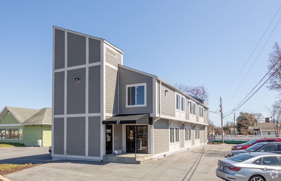 27 Old Solomons Island Rd, Annapolis, MD 21401