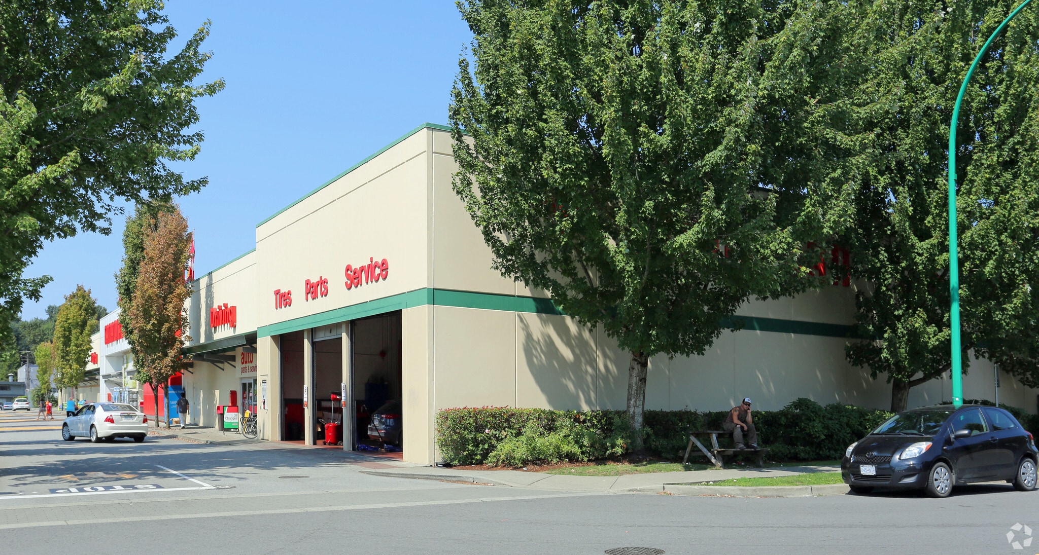 1378 Main St, North Vancouver District, BC for sale Primary Photo- Image 1 of 1