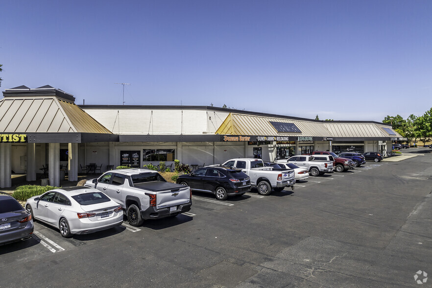 106 N Sunrise Ave, Roseville, CA for lease - Building Photo - Image 2 of 5