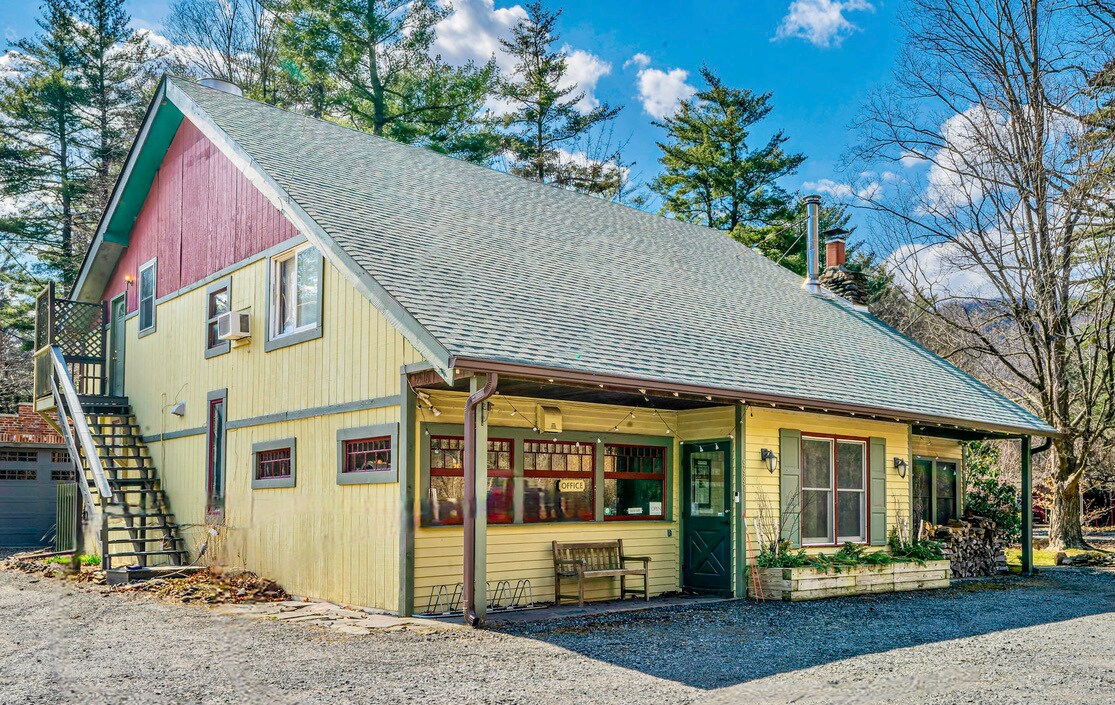 5981 State Route 28, Phoenicia, NY for sale Primary Photo- Image 1 of 1