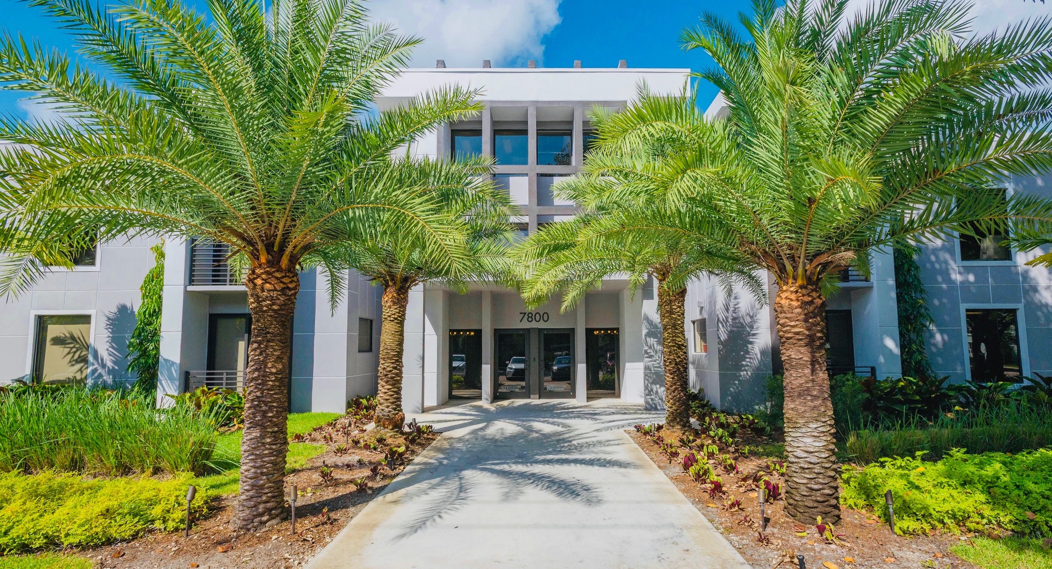 7800 SW 57th Ave, Miami, FL for lease Building Photo- Image 1 of 3