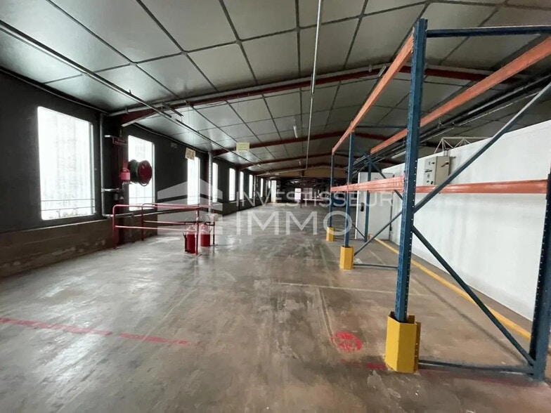 Industrial in Gouaix for sale - Interior Photo - Image 3 of 6
