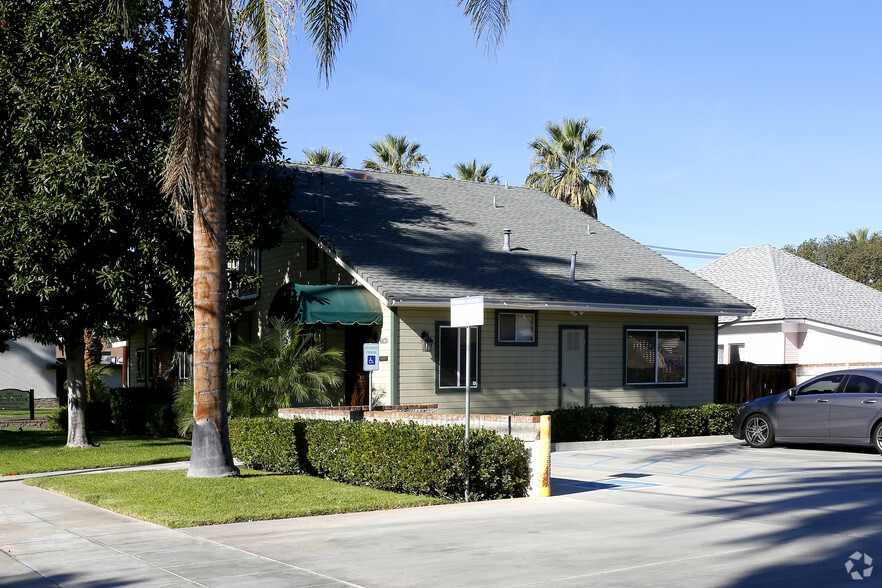 6830 Palm Ave, Riverside, CA for lease - Building Photo - Image 3 of 4