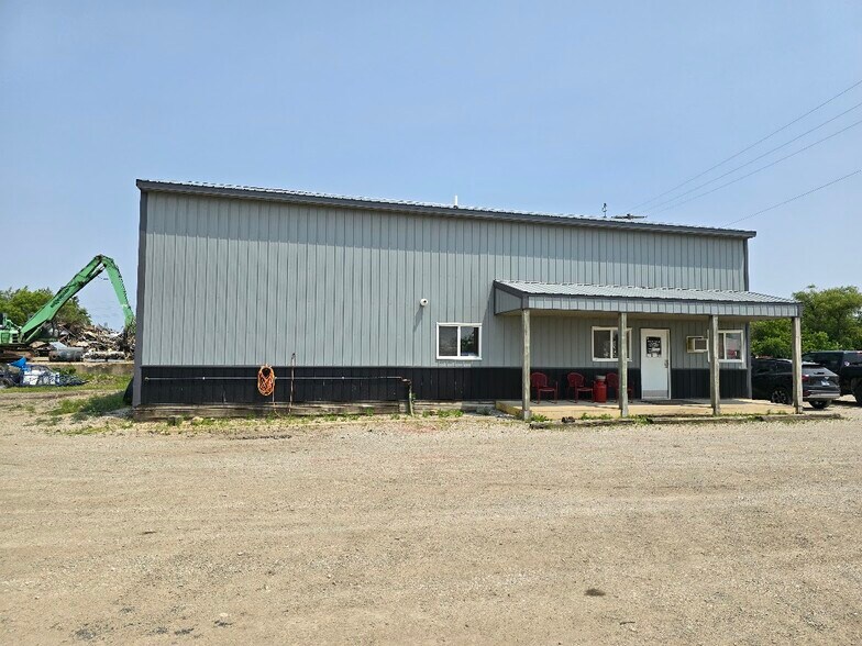 808 W Walnut St, Fairbury, IL for sale - Building Photo - Image 2 of 44