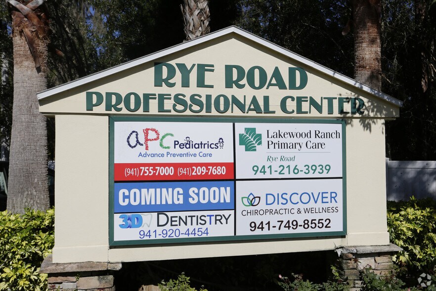 18381864 Rye Rd, Bradenton, FL 34212