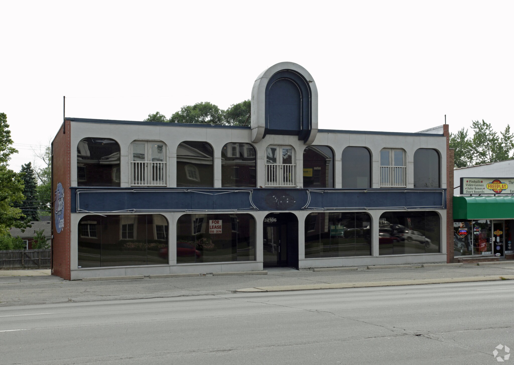32106 Woodward Ave, Royal Oak, MI for sale Primary Photo- Image 1 of 3