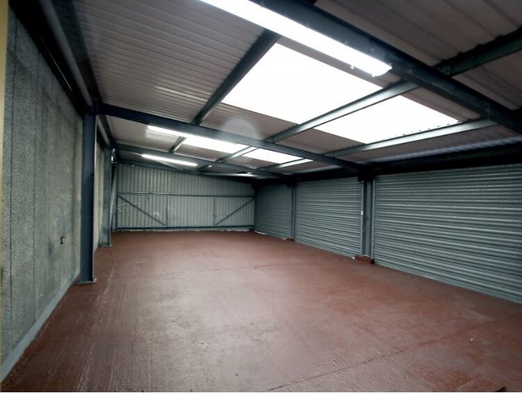 Banbury Rd, Poole, DOR BH17 0GA