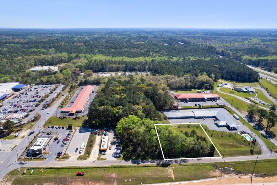 .80ac Hugh Adams Rd rd, Defuniak Springs, FL for sale - Aerial - Image 1 of 2