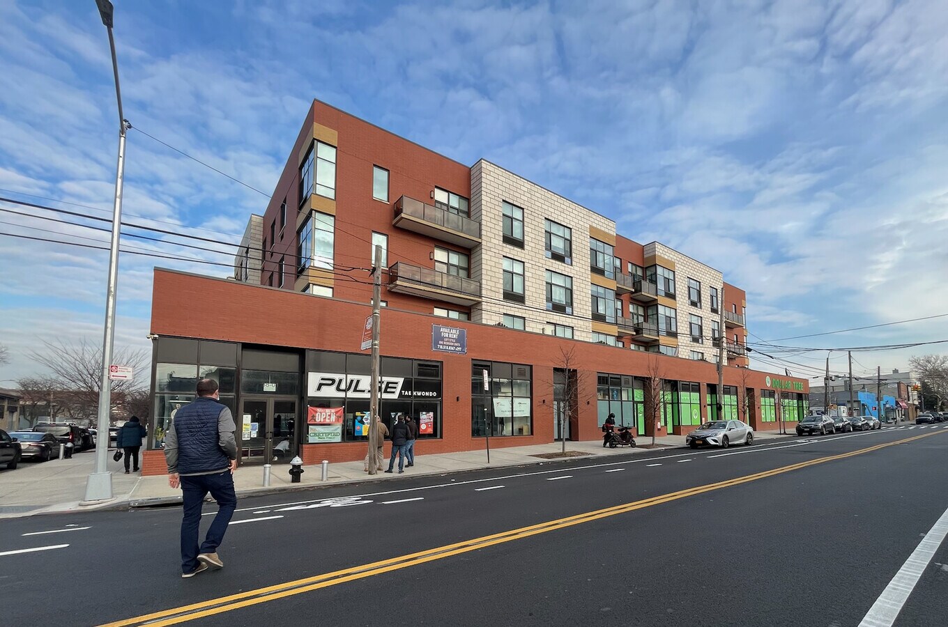 3805 20th Ave, Astoria, NY 11105