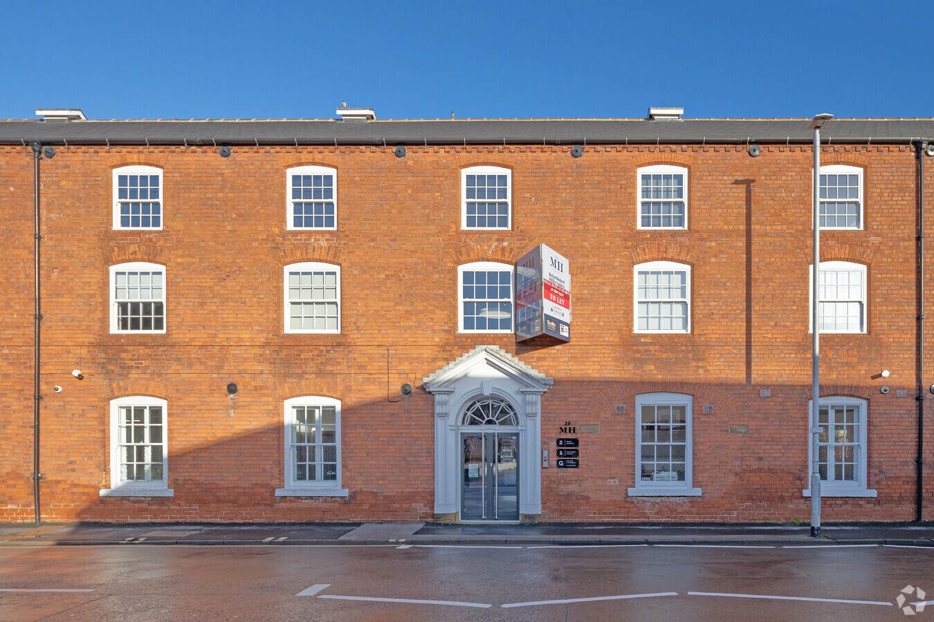 23 Flemingate, Beverley, NHS HU17 0NP Minster House