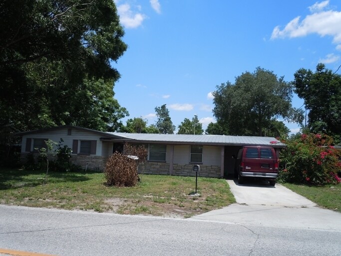 117119 Pauls Dr, Brandon, FL 33511