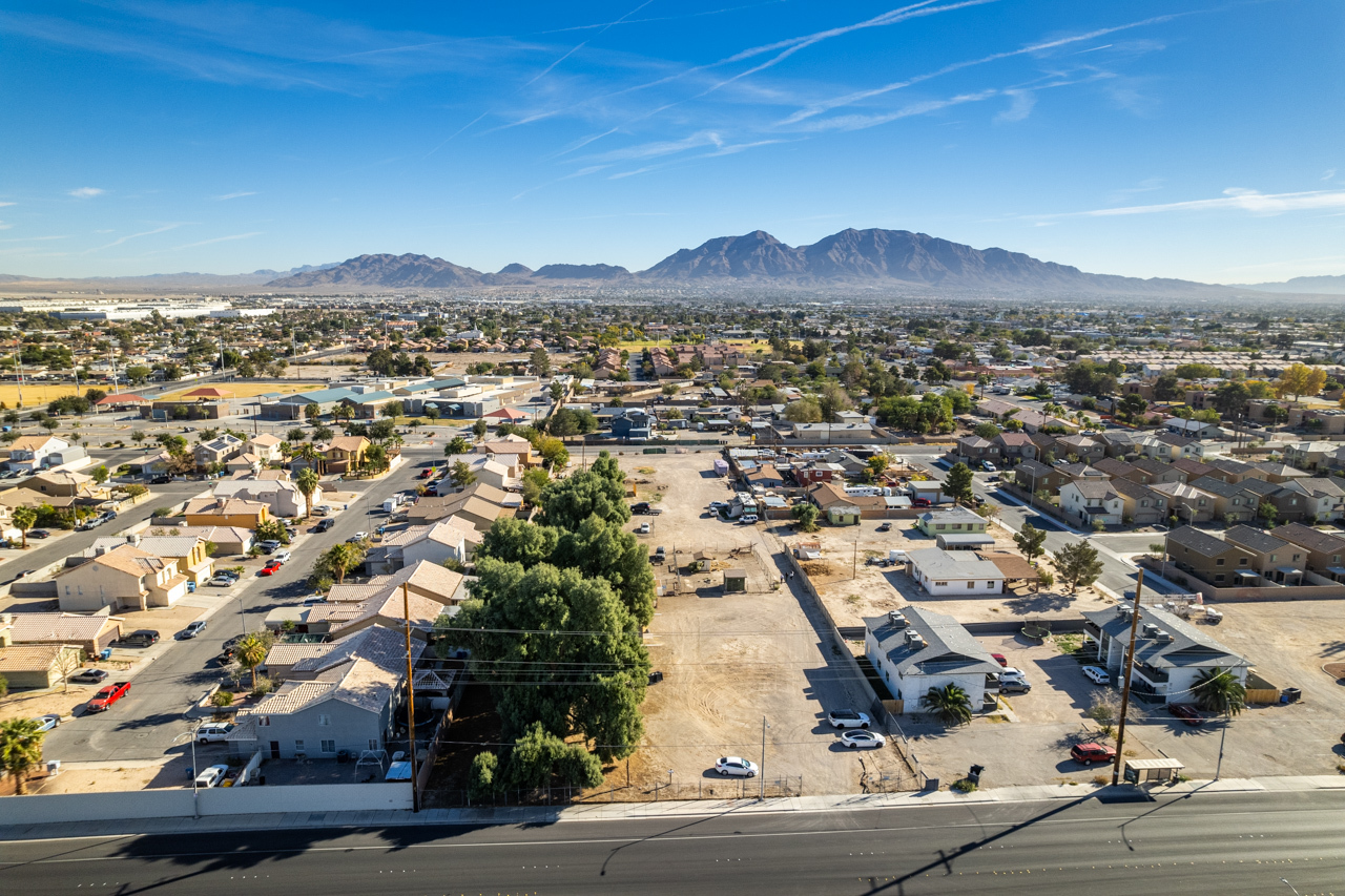 2294 N Pecos Rd, Las Vegas, NV 89115 - $614,537 / AC High Density ...