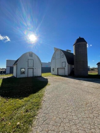 More details for N15W24887 Bluemound Rd, Pewaukee, WI - Industrial for Lease