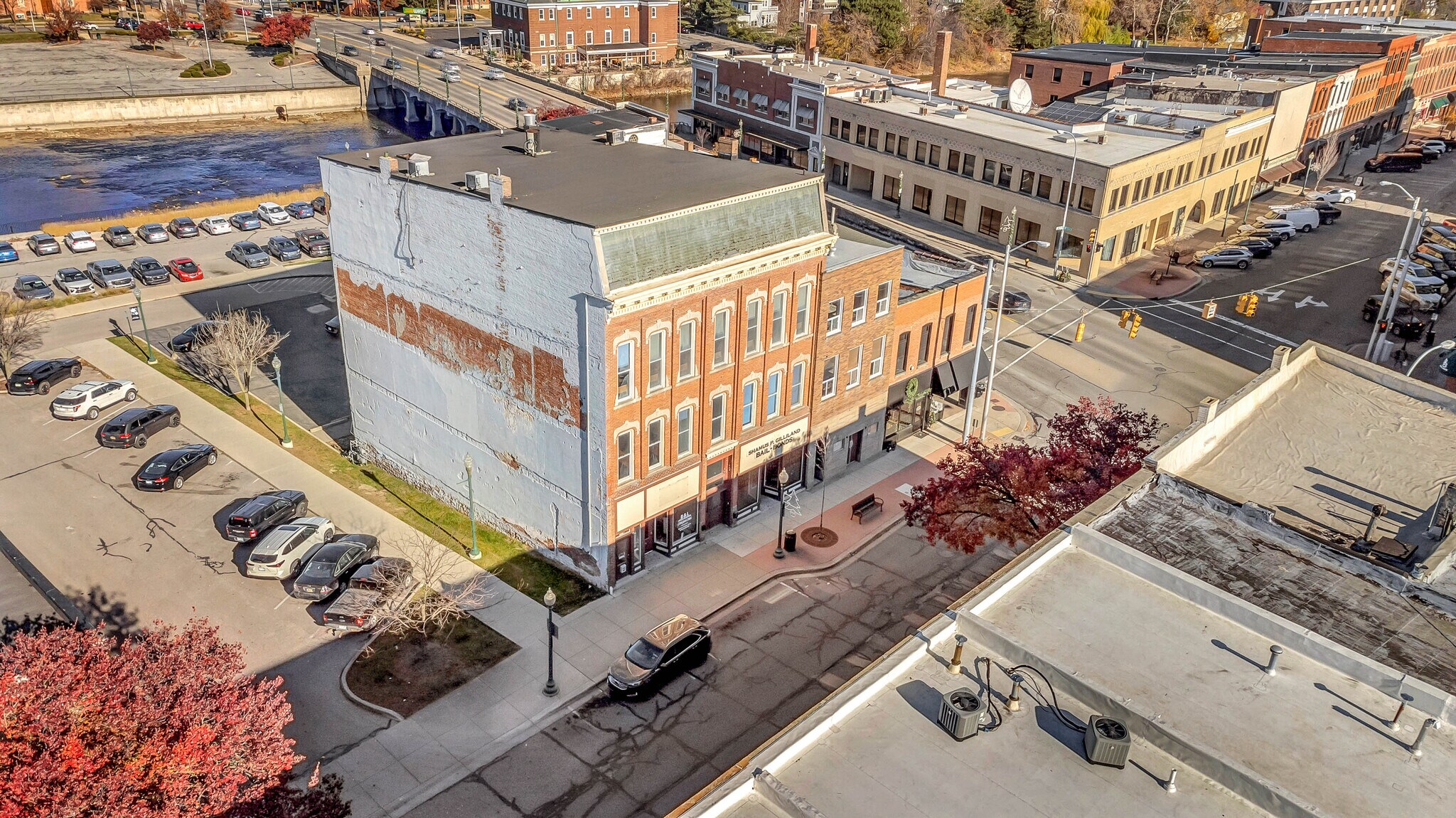 8 W Front St, Monroe, MI 48161 - Retail for Sale | LoopNet