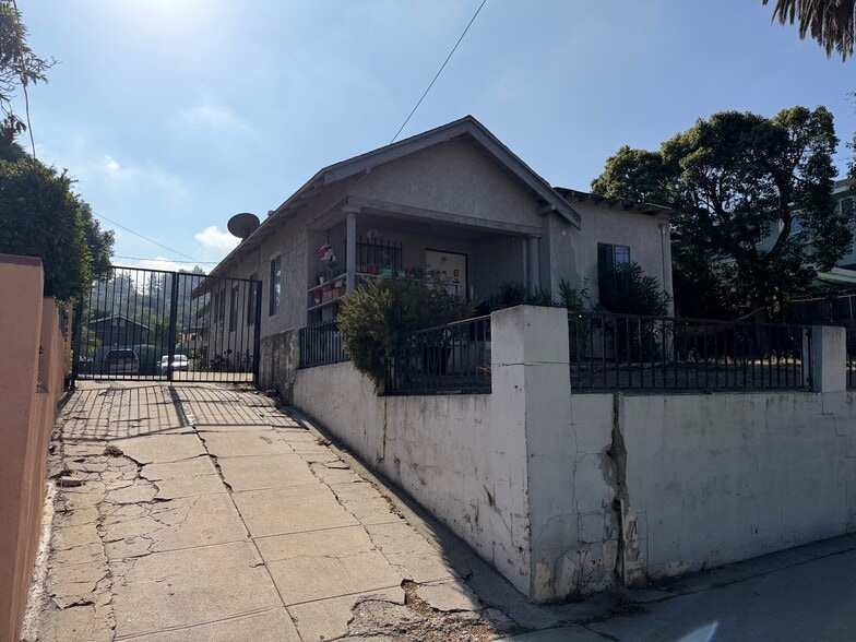 5612 Monterey Rd, Los Angeles, CA for sale - Building Photo - Image 2 of 8