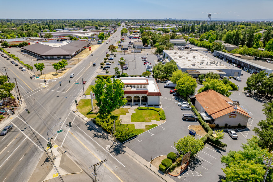 5299 Auburn Blvd, Sacramento, CA for sale - Building Photo - Image 3 of 17