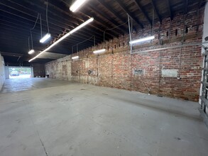 2108 W Kennedy Blvd, Tampa, FL for lease Building Photo- Image 2 of 6