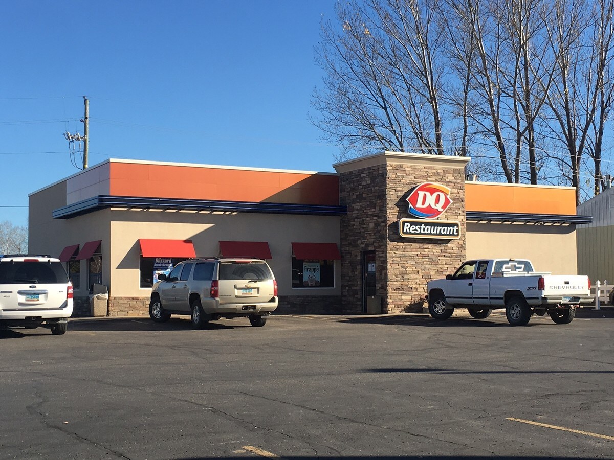 1121 S Broadway, Pelican Rapids, MN 56572