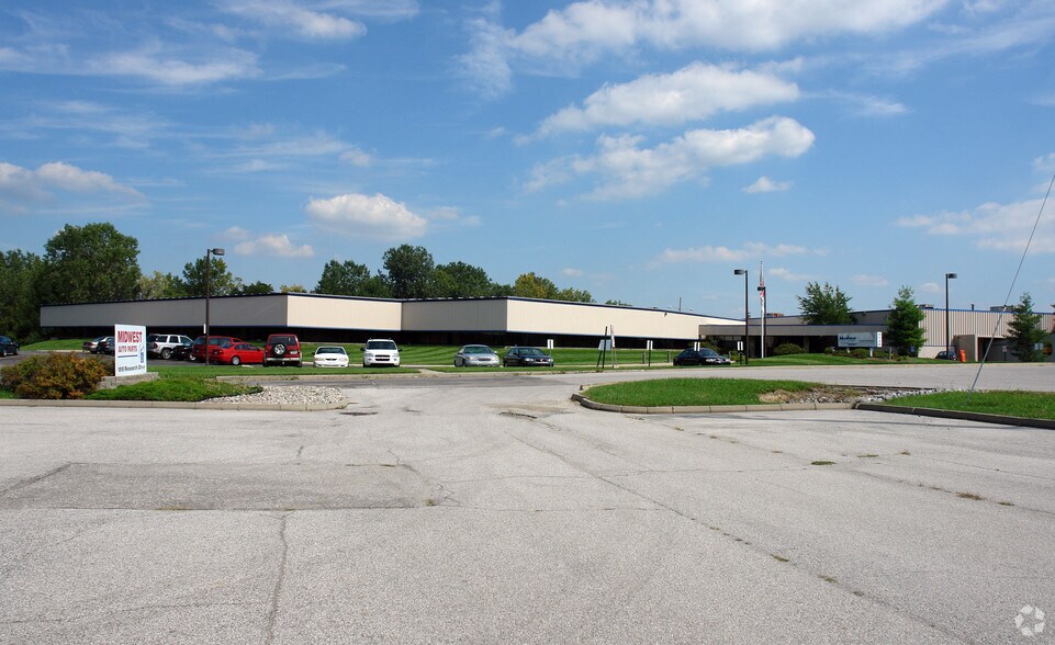 5130 Executive Blvd, Fort Wayne, IN for sale - Building Photo - Image 1 of 1