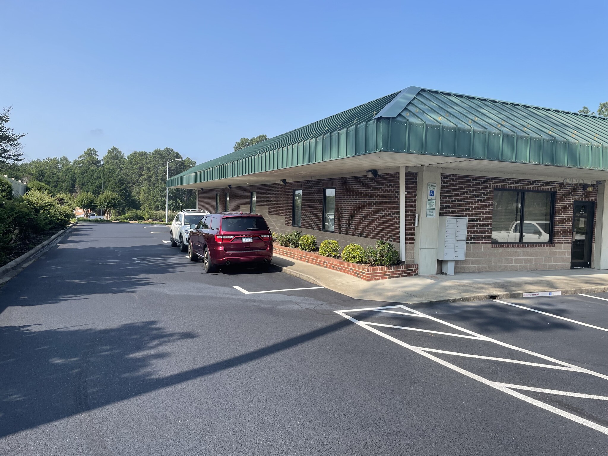 340 Commerce Ave, Southern Pines, NC 28387 - Yadkin Plaza | LoopNet