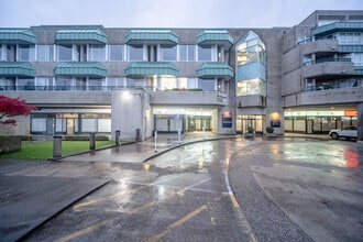 2099 Lougheed Hwy, Port Coquitlam, BC for lease Building Photo- Image 1 of 9